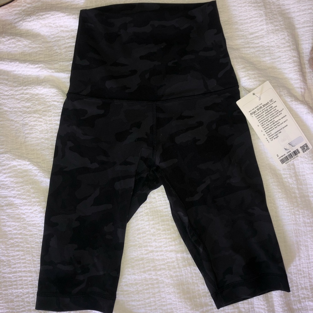 Lululemon Align 10” biker shorts